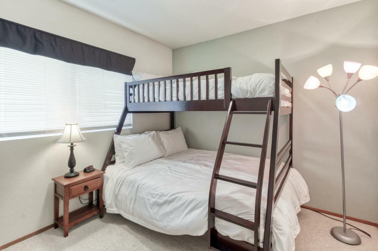 3 Bed 2 Bath Apartment In レブンワース エクステリア 写真
