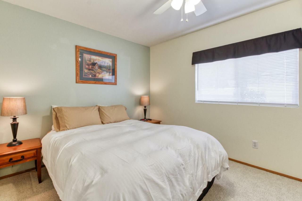 3 Bed 2 Bath Apartment In レブンワース エクステリア 写真